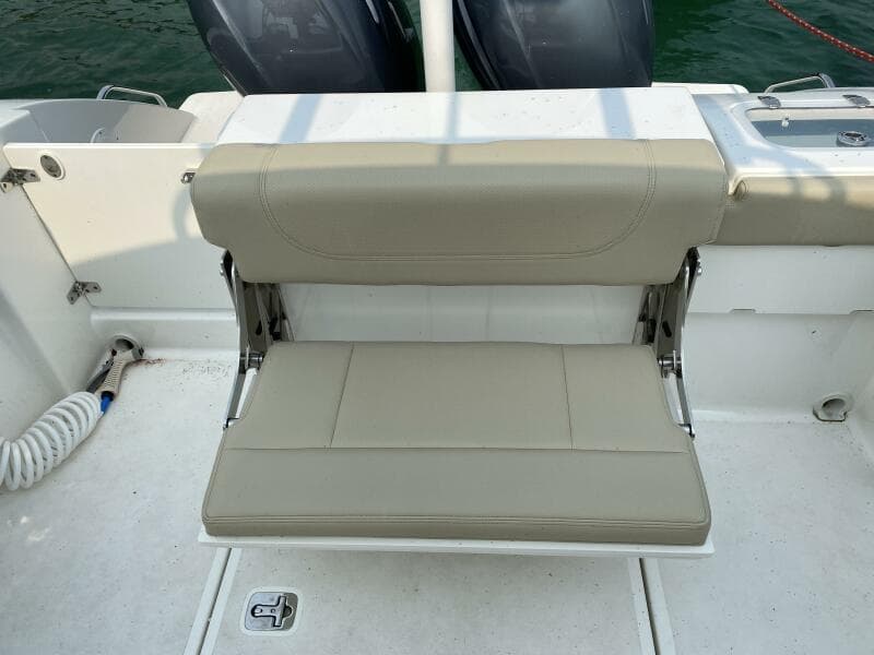 2021 Pursuit 266 Dual Console