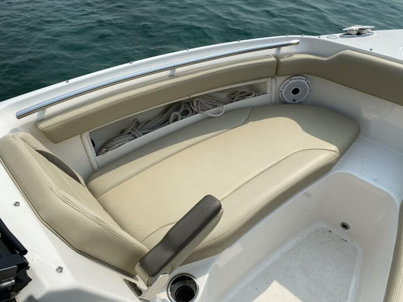2021 Pursuit 266 Dual Console