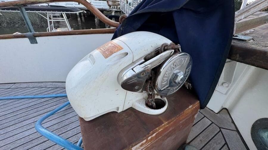 Windlass