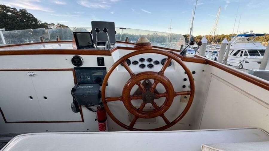 Flybridge Helm
