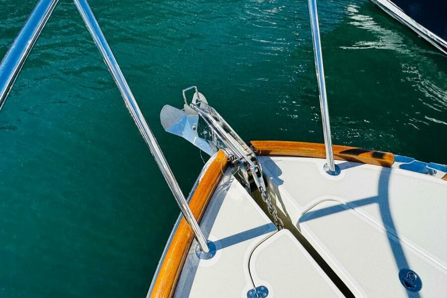 2012 Hinckley Picnic Boat MKIII