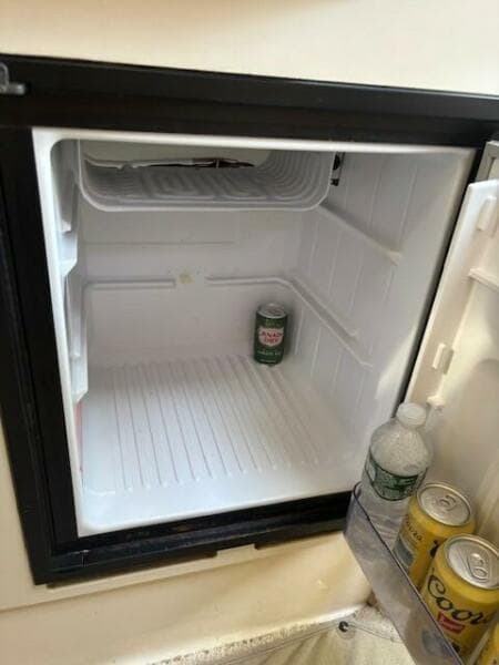 2000 Sea Ray 270 Sundancer