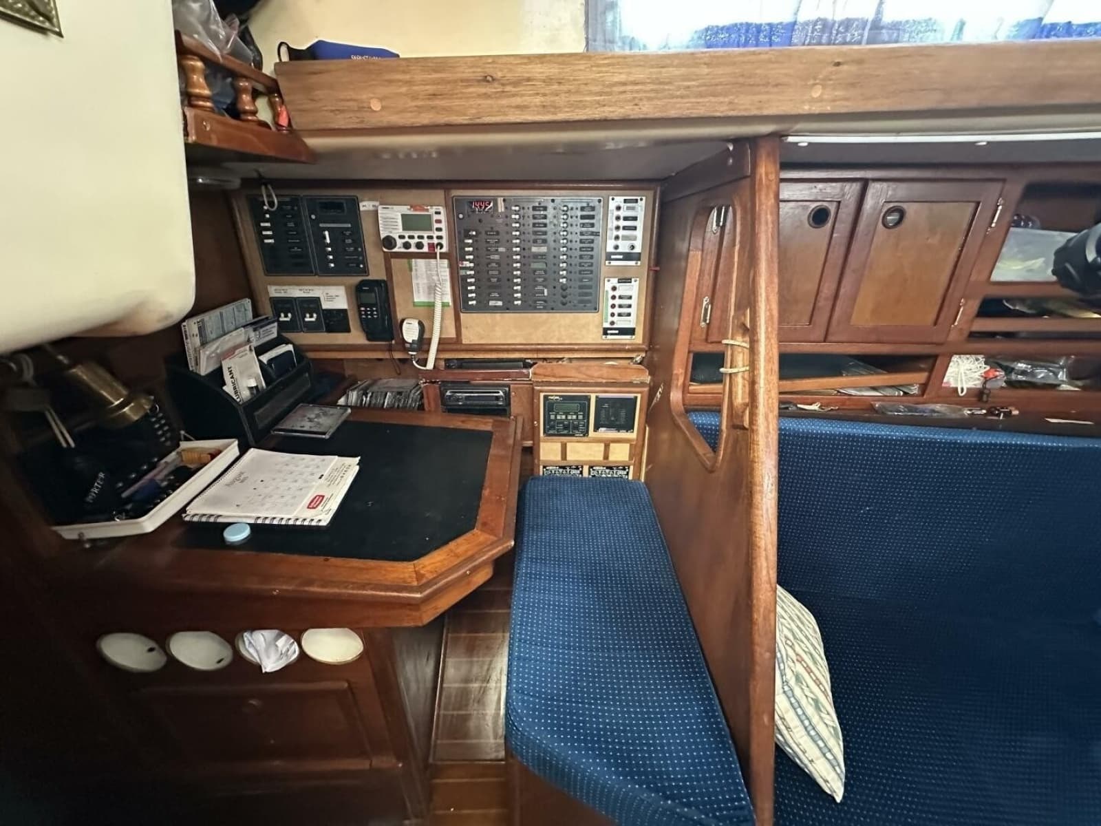 1979 Hughes 3910 - Photo 47