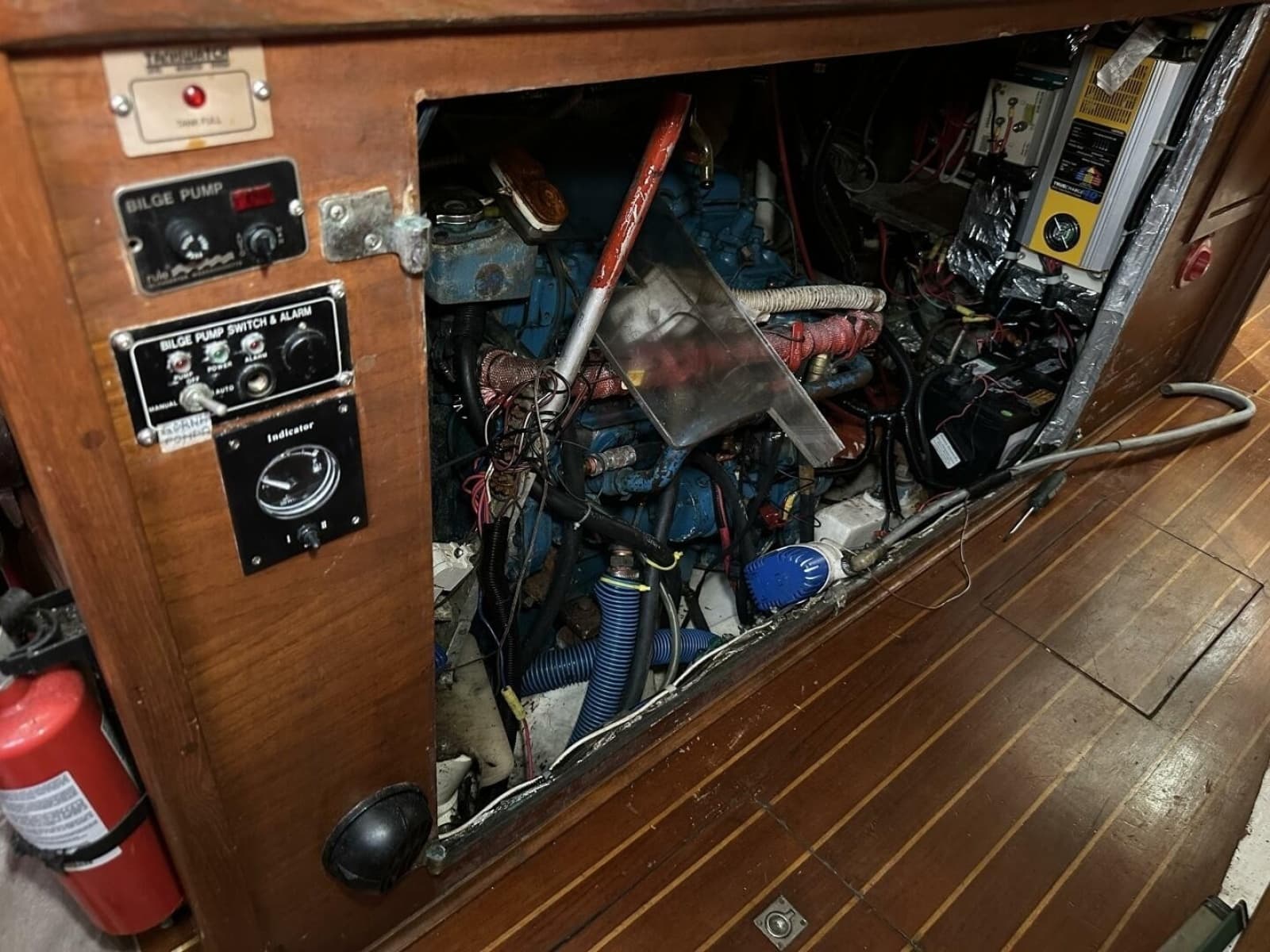 1979 Hughes 3910 - Photo 68