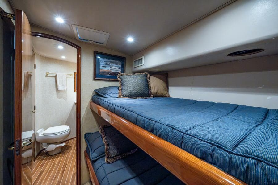 Viking 52 QUALIFIER - Guest Stateroom