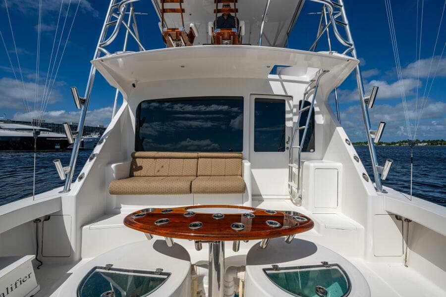 Viking 52 QUALIFIER - Cockpit