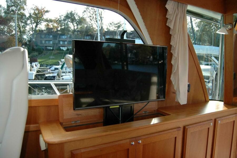 2019 Sabre 38 Salon Express