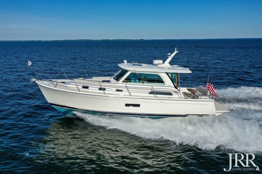 2019 Sabre 38 Salon Express