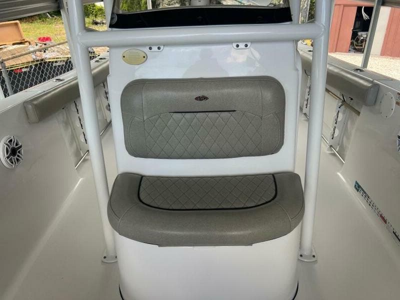 2021 Sportsman 232 Platinum Center Console