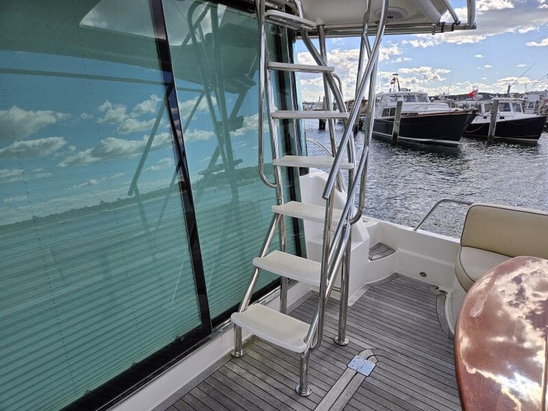 2017 Sabre 48 Flybridge