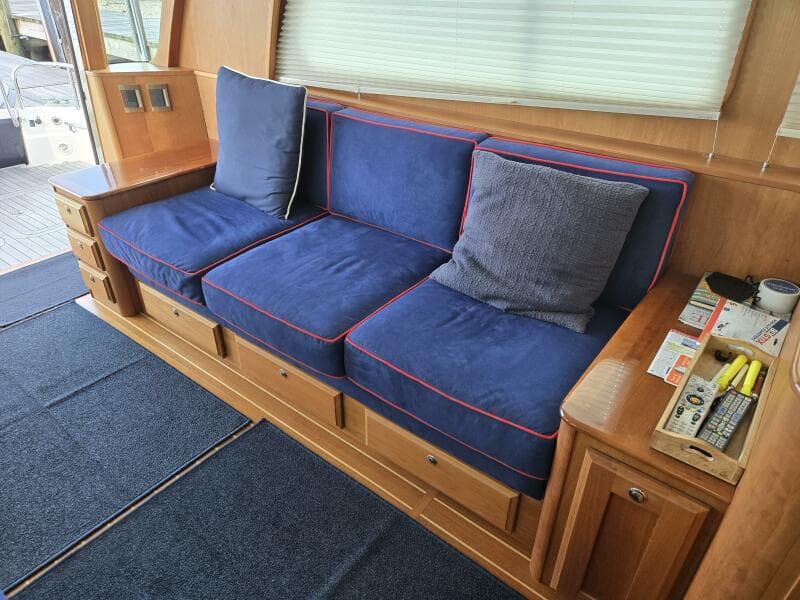 2017 Sabre 48 Flybridge