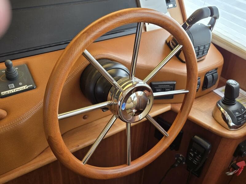 2017 Sabre 48 Flybridge