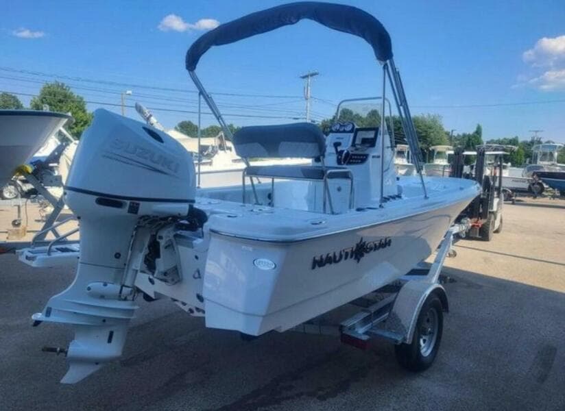 2024 NauticStar 194 Bay