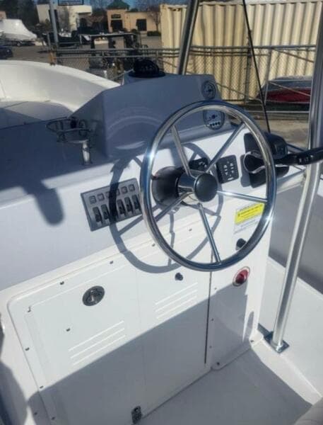 2024 Maritime 233 Defiant