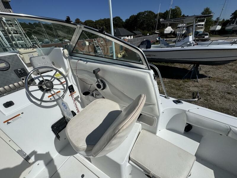 2004 Seaswirl Striper