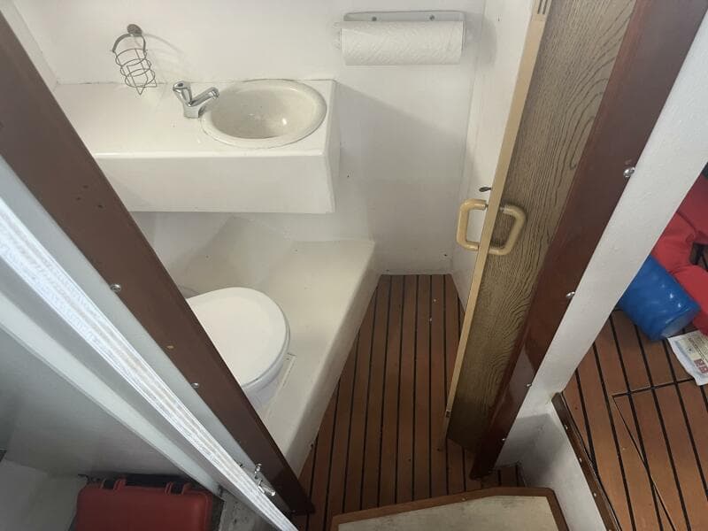 2008 Glenn Young 32 Skiff - Head