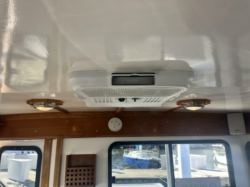 2008 Glenn Young 32 Skiff - Air Conditioning