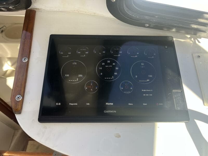2008 Glenn Young 32 Skiff - Chart Plotter