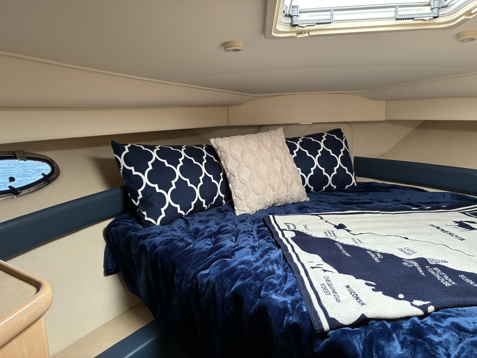 1998 Carver 355 Aft Cabin - Photo 14
