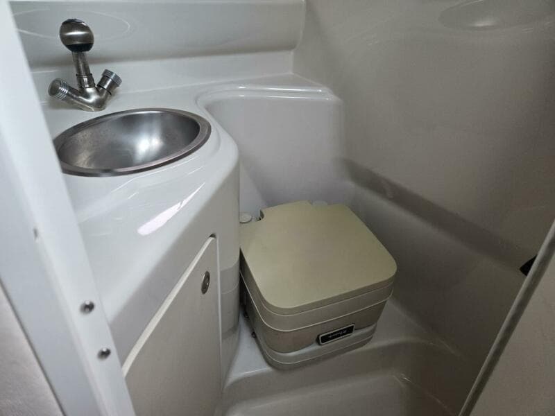 2007 Sea Ray Sundancer 240