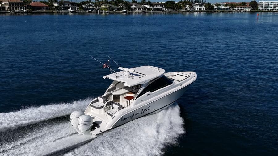 2021 Tiara Yachts 34 LX