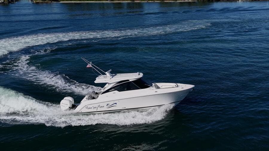2021 Tiara Yachts 34 LX