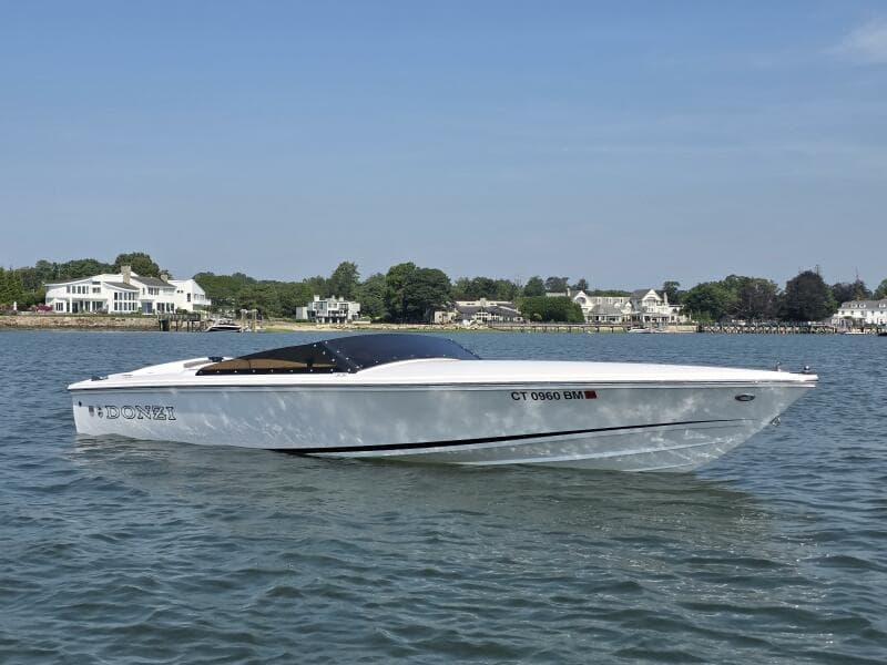 2018 Donzi 