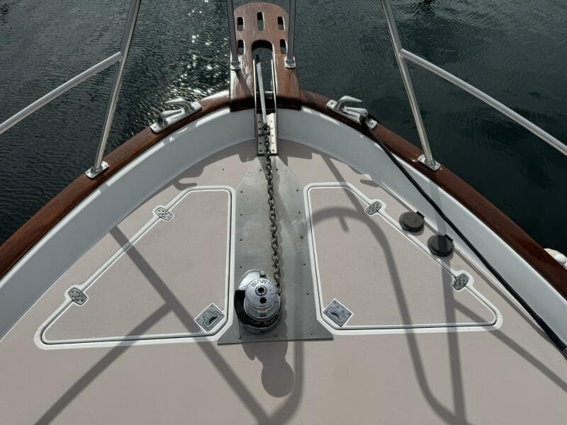 2001 Legacy Yachts Express