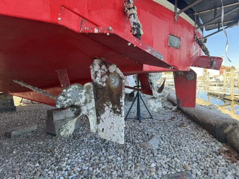 2001 Legacy Yachts Express