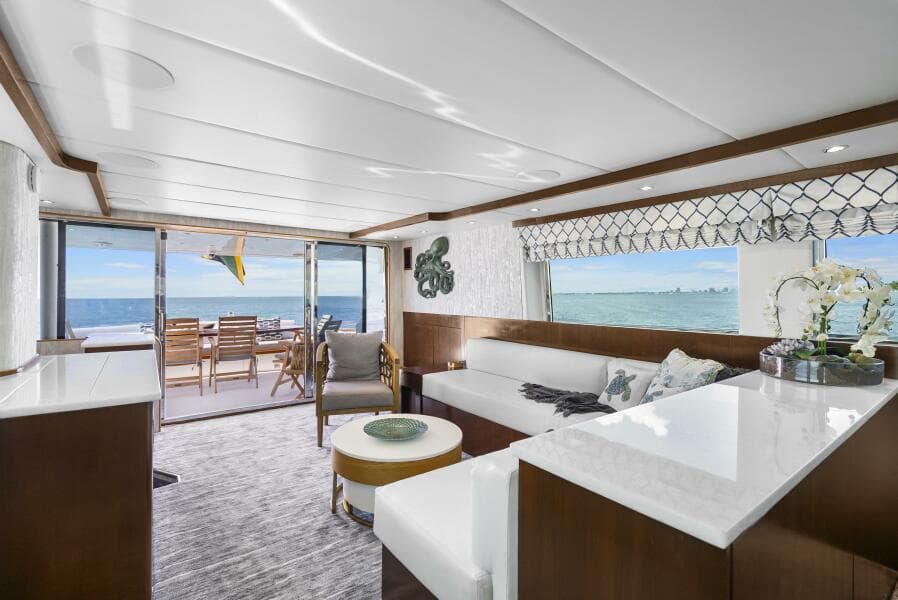 1991 Maiora Raised Pilothouse