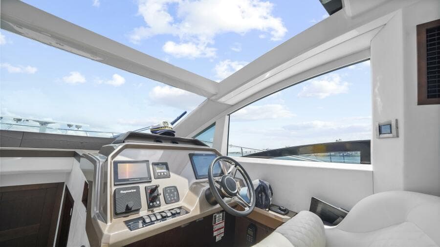 2022 Galeon 470 Sky