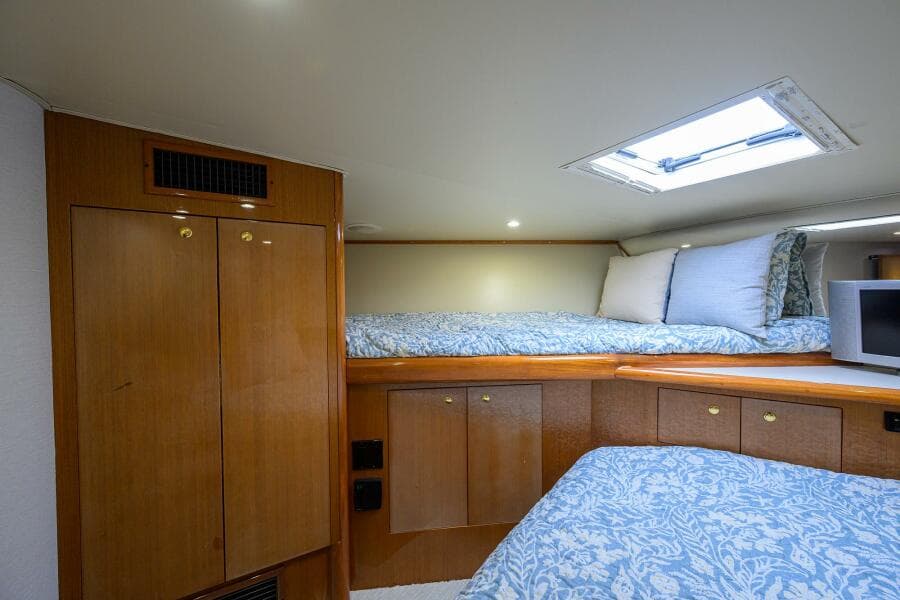 Viking 56 MATTER OF TIME - VIP Stateroom