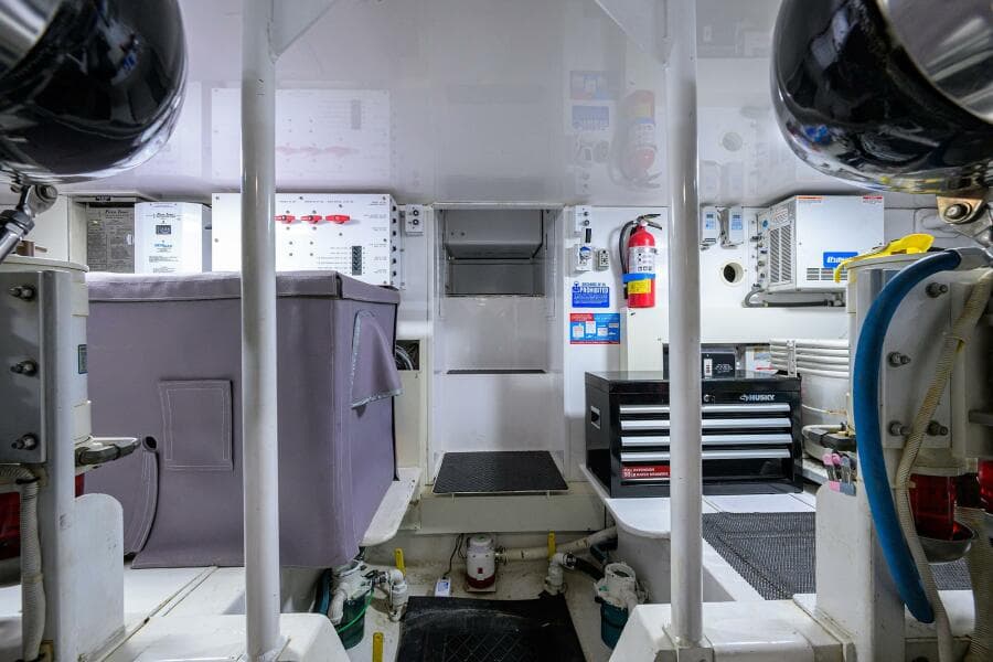 Viking 56 MATTER OF TIME - Engine Room