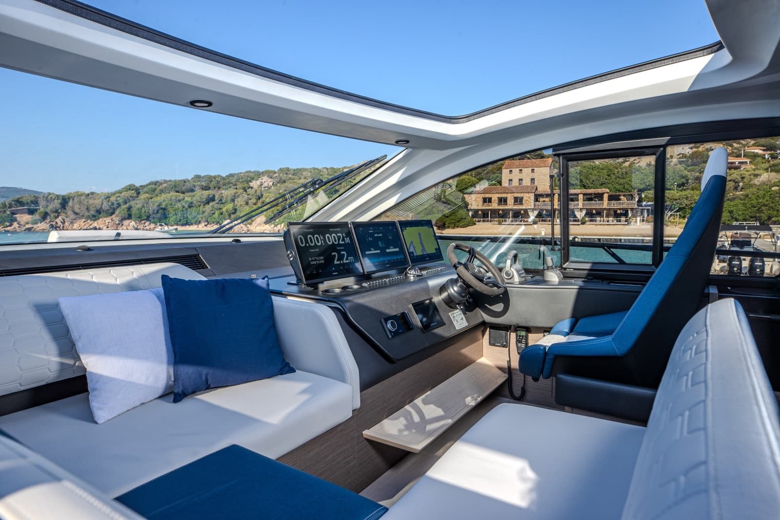 2027 Beneteau Gran Turismo 50 - Photo 4