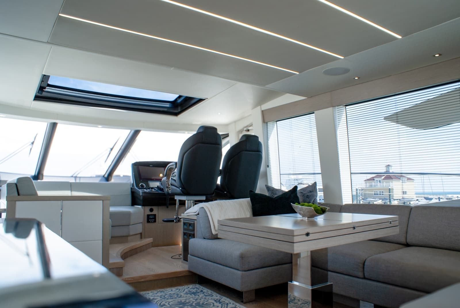 2020 Sunseeker 74 Sport Yacht - Photo 31