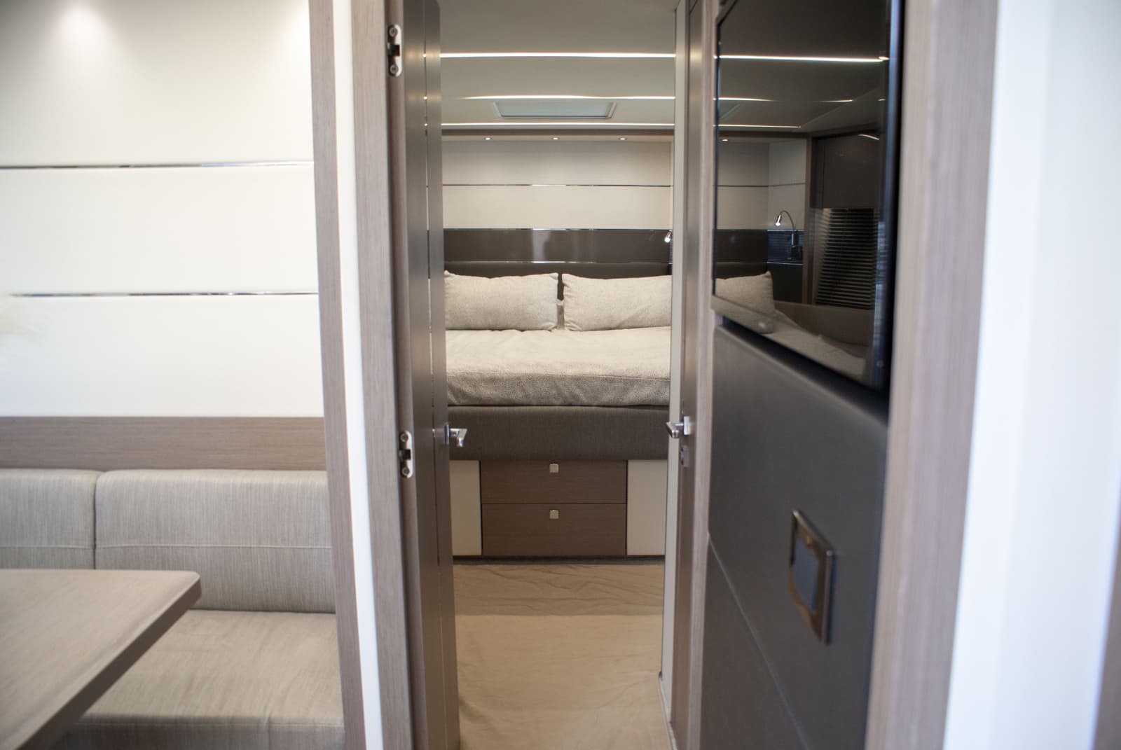 2020 Sunseeker 74 Sport Yacht - Photo 69