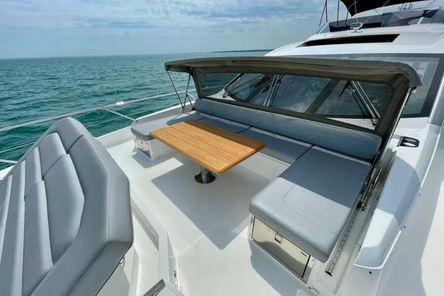 2020 Sunseeker 74 Sport Yacht