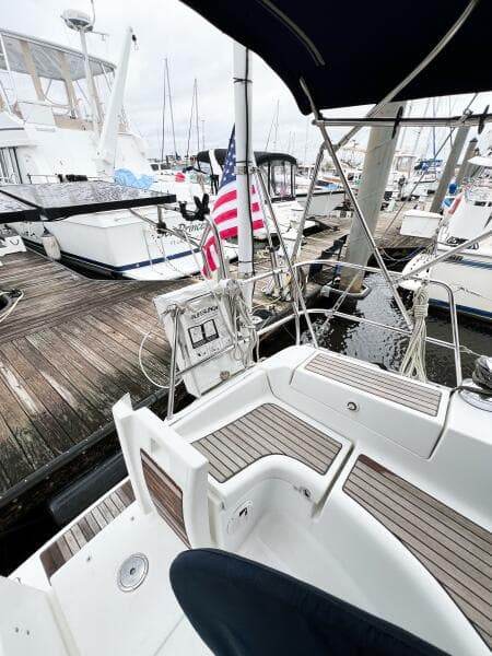 2007 Beneteau 373