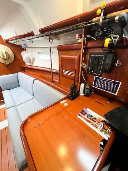 2007 Beneteau 373