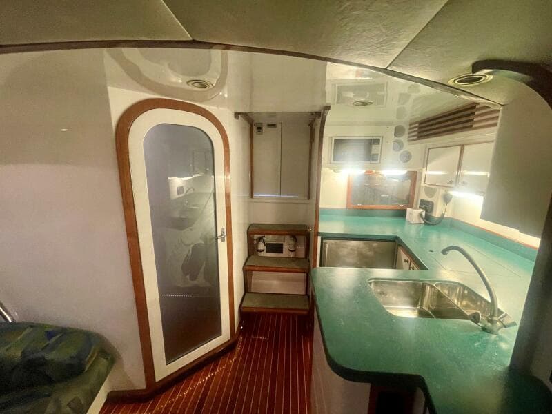 2005 Custom Carolina 40 DeSanti