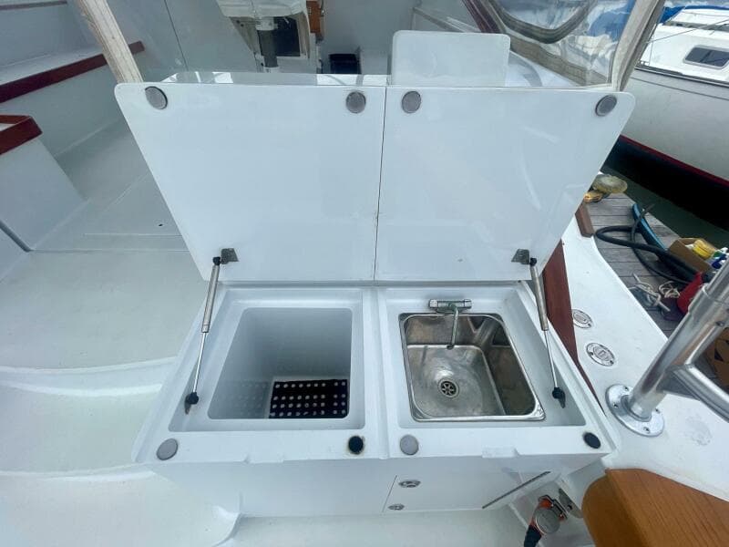 2005 Custom Carolina 40 DeSanti