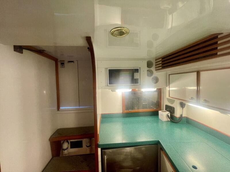 2005 Custom Carolina 40 DeSanti