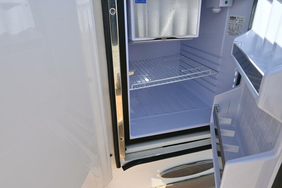 2017 Tiara Yachts 44 Coupe