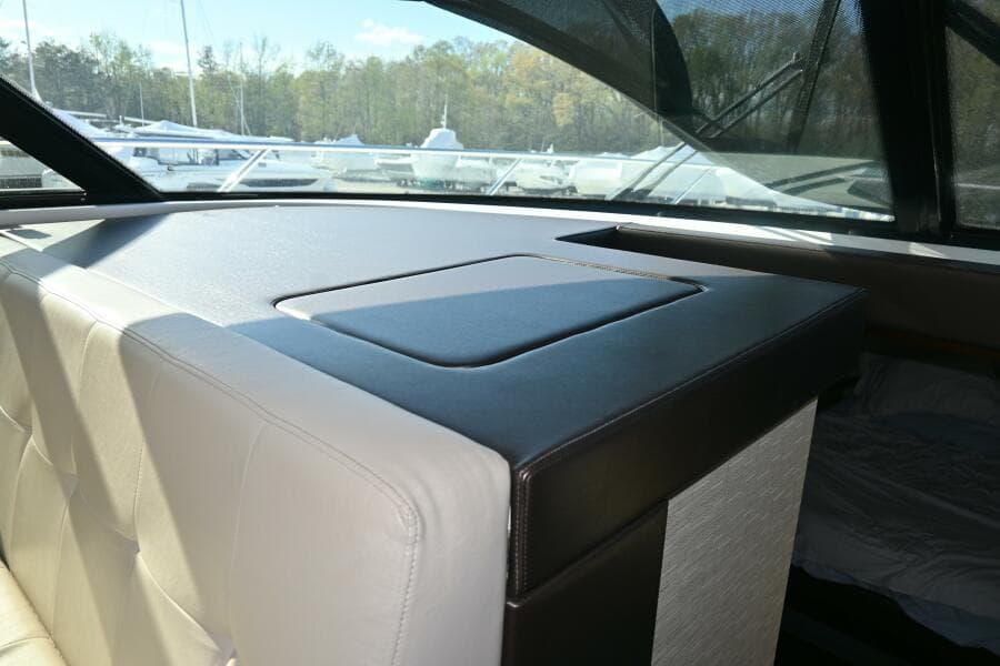 2017 Tiara Yachts 44 Coupe