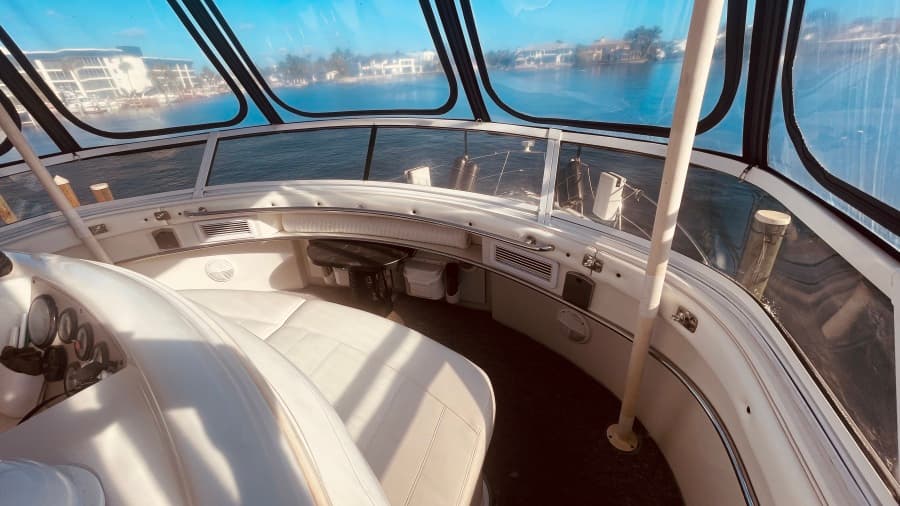 1997 CARVER YACHTS 500 COCKPIT MY