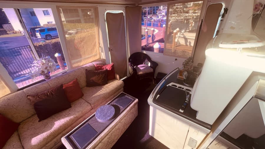 1997 CARVER YACHTS 500 COCKPIT MY