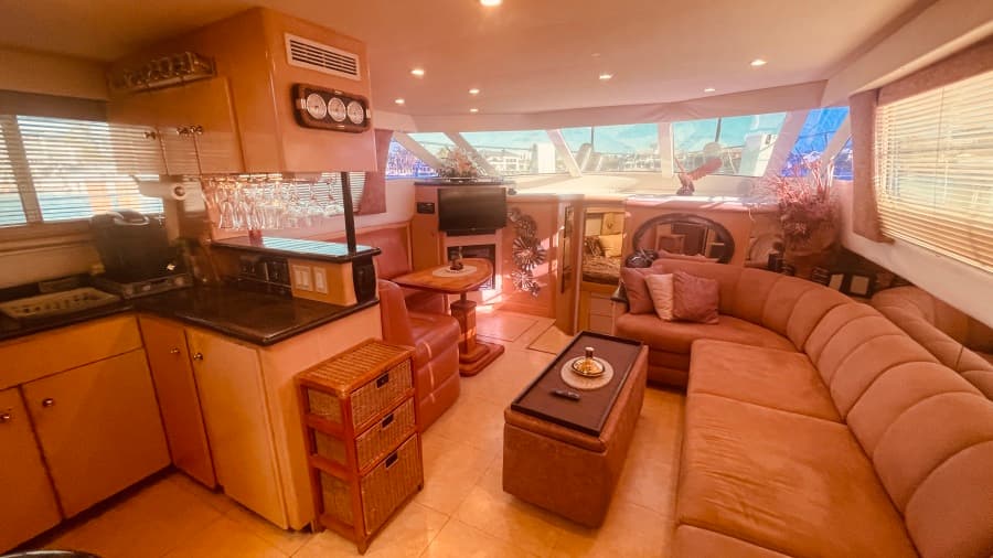 1997 CARVER YACHTS 500 COCKPIT MY