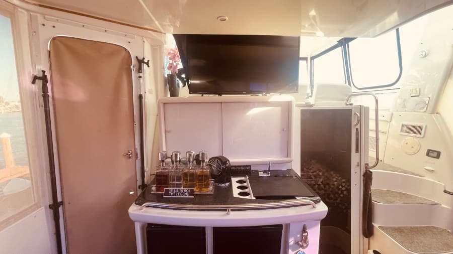 1997 CARVER YACHTS 500 COCKPIT MY