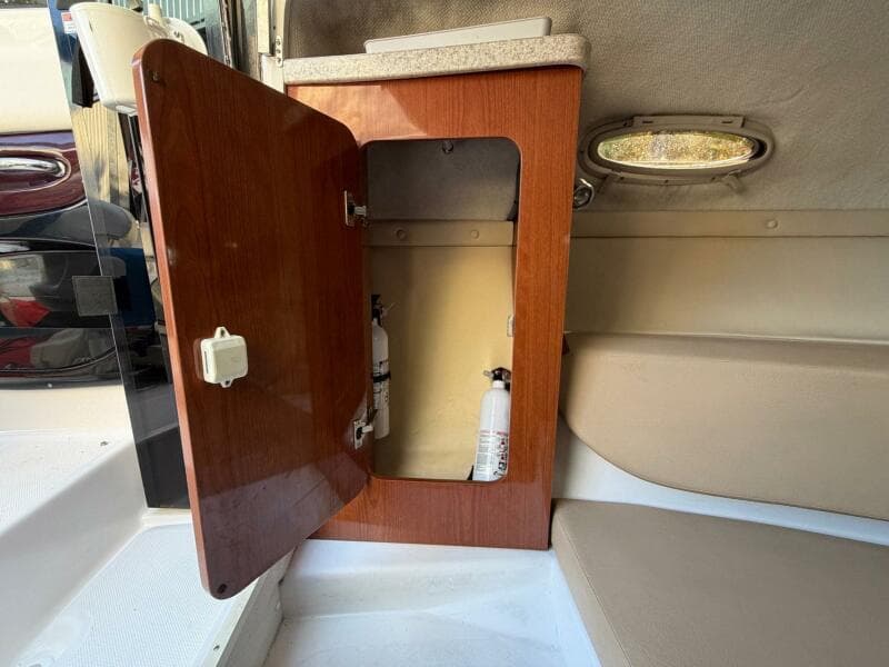 2008 Regal 2450 Cuddy