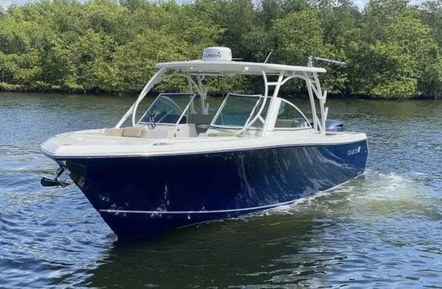 2018 Sailfish 325 DC
